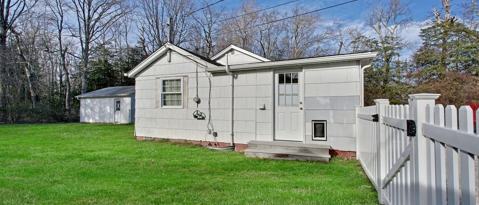 Building Photo - 300 Hurley Ave