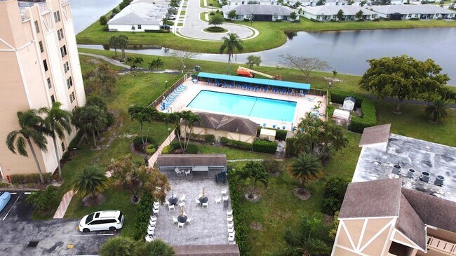 Building Photo - 14307 Bedford Dr
