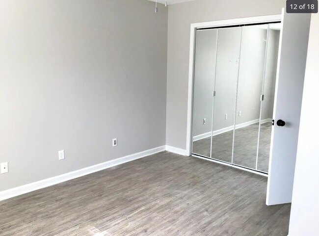 Building Photo - 1433 Garden Farm Dr