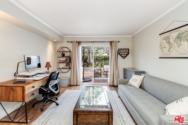 Building Photo - 4443 Saugus Ave