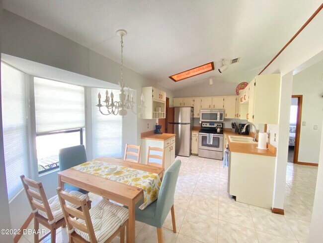 Building Photo - 54 Capistrano Dr