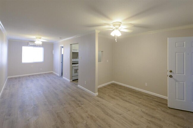 Building Photo - 2514 Thornton Rd