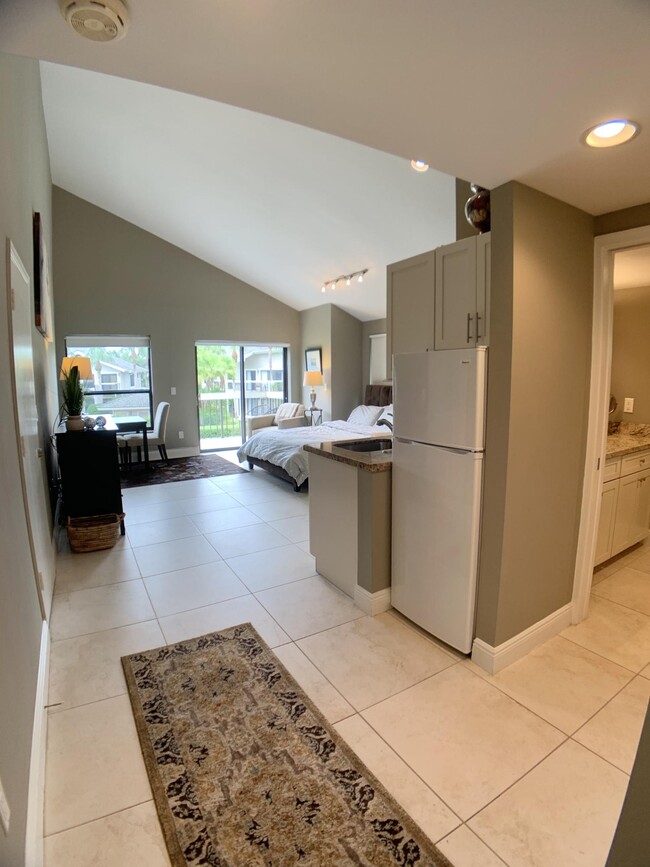Primary Photo - 11863 Wimbledon Cir