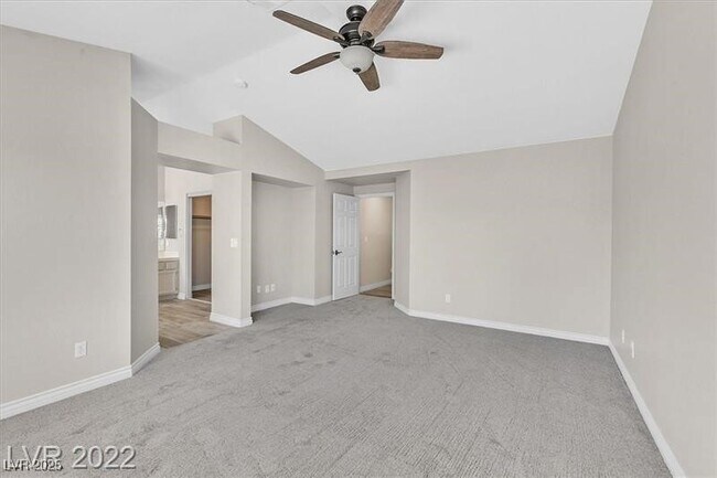 Building Photo - 9725 Hitching Rail Dr