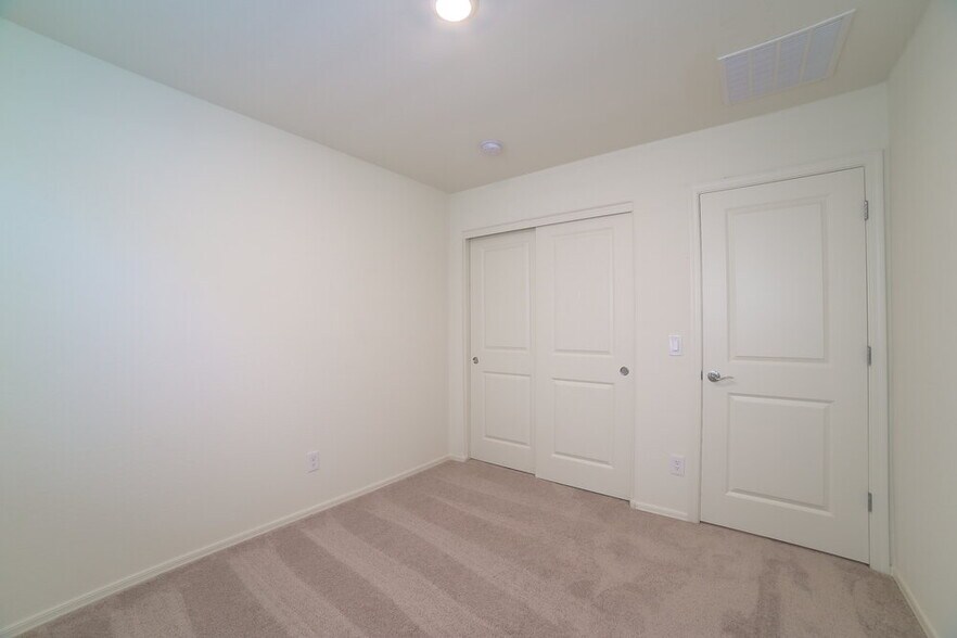 Building Photo - 25832 W Samantha Way