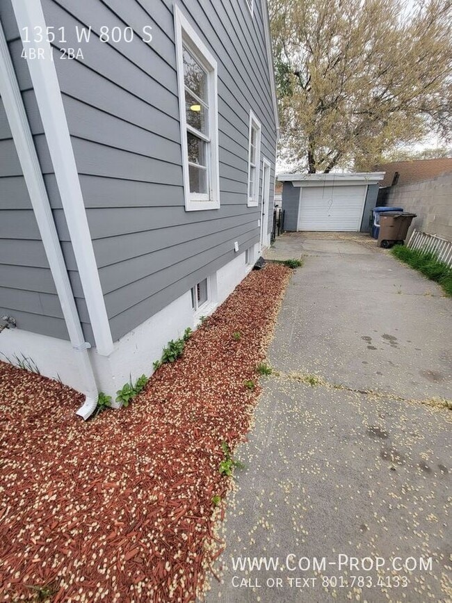 Building Photo - 1351 W 800 S