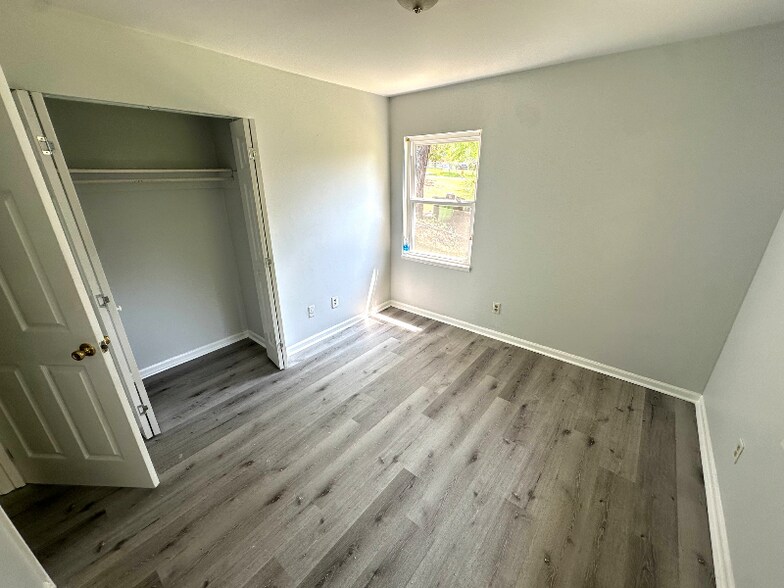 Building Photo - 620 Grantland Dr