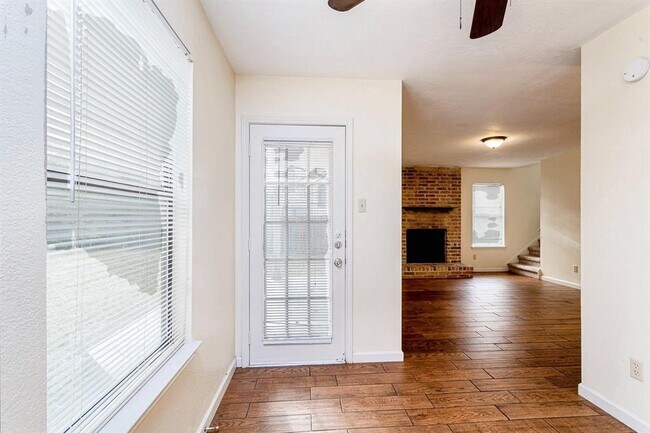 Building Photo - 7804 Chimayo Cove
