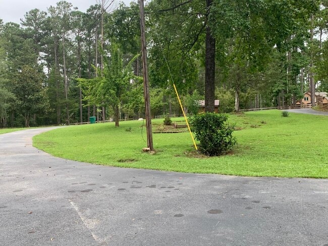 Building Photo - 4107 Vern Sikking Rd