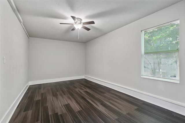 Building Photo - 308 Myrtle Dr