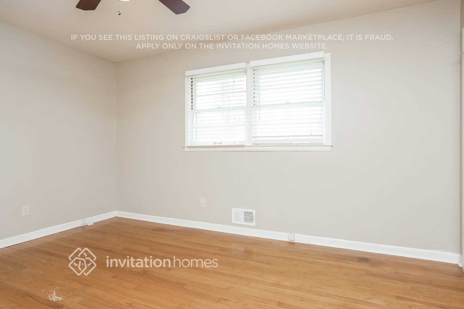 Building Photo - 1321 Laura Ln