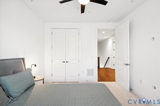 Building Photo - 1722 Old Brick Rd