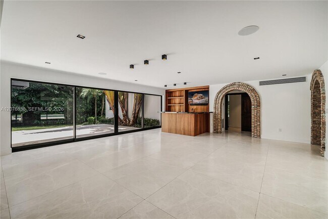 Building Photo - 4775 SW 85th St
