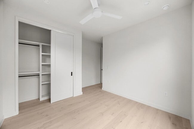 Building Photo - 1709 Maple Ave