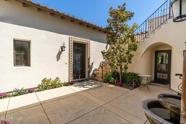 Building Photo - 835 Via Sedona