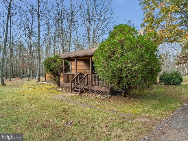 Building Photo - 26185 Independence Rd