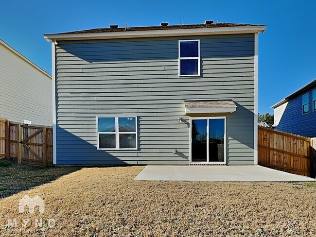 Building Photo - 273 Chelsea Park Rd