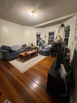 Building Photo - 133 Brook St