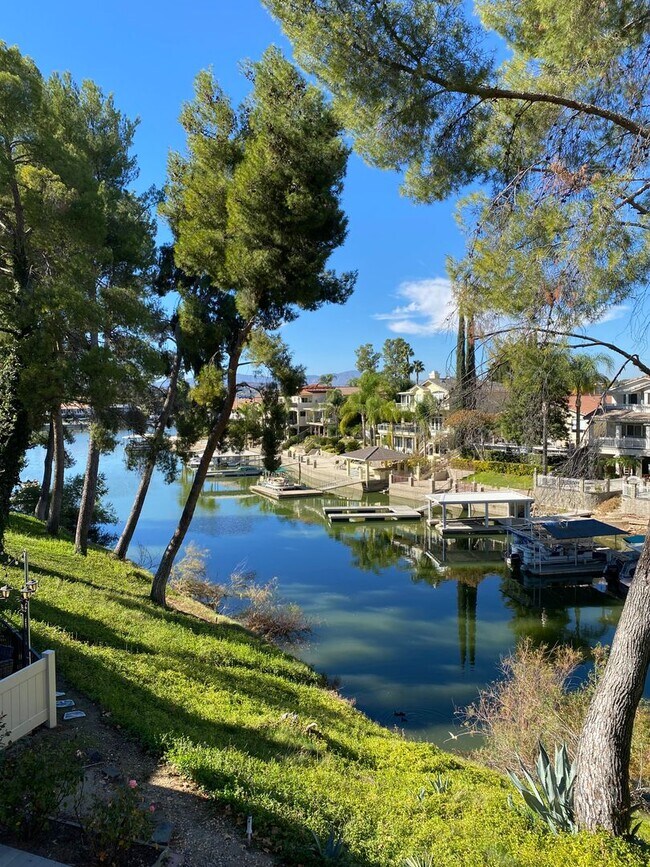 Primary Photo - Canyon Lake View Condo Available!