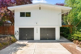 Building Photo - Completely Remodeled Kenmore Home with Two...