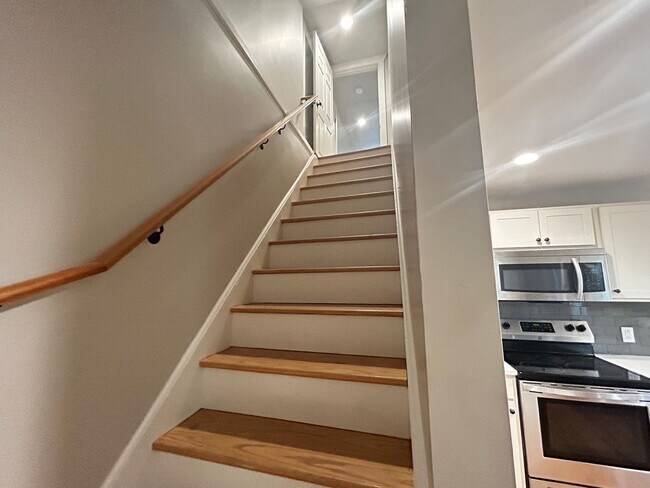 Building Photo - Elegant 3 Bed, 2 Bath Home in Spokane!