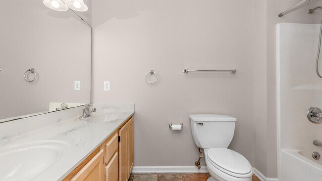 Building Photo - 112 Dusty Trail Ln