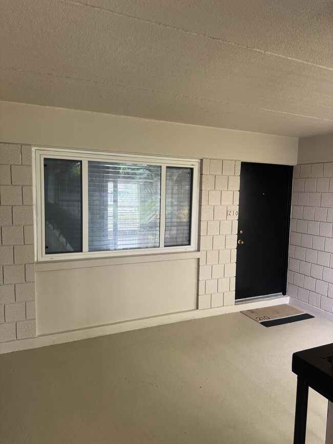 Building Photo - 3232 S Macdill Ave