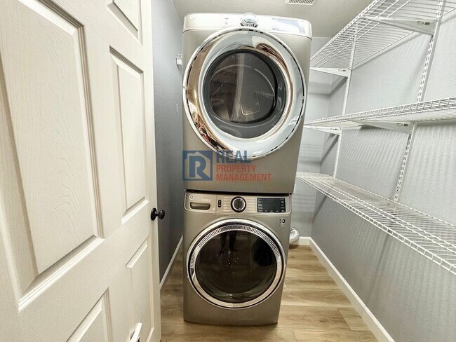 Building Photo - 5303 Territorial St