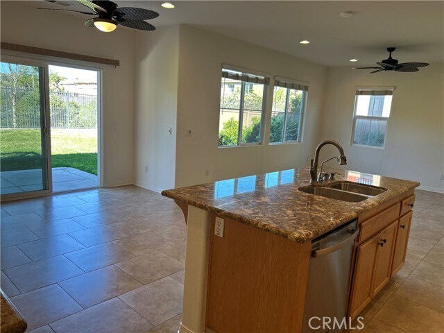 Building Photo - 3186 Huula Dr