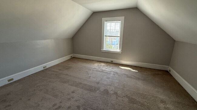 Building Photo - 665 Central Ave