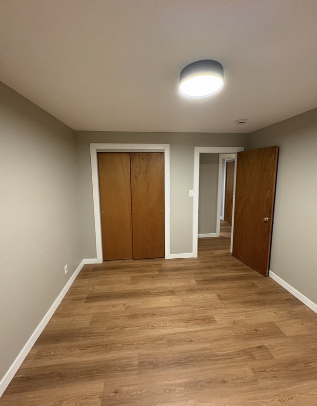 Building Photo - 18 Mt Washington Dr