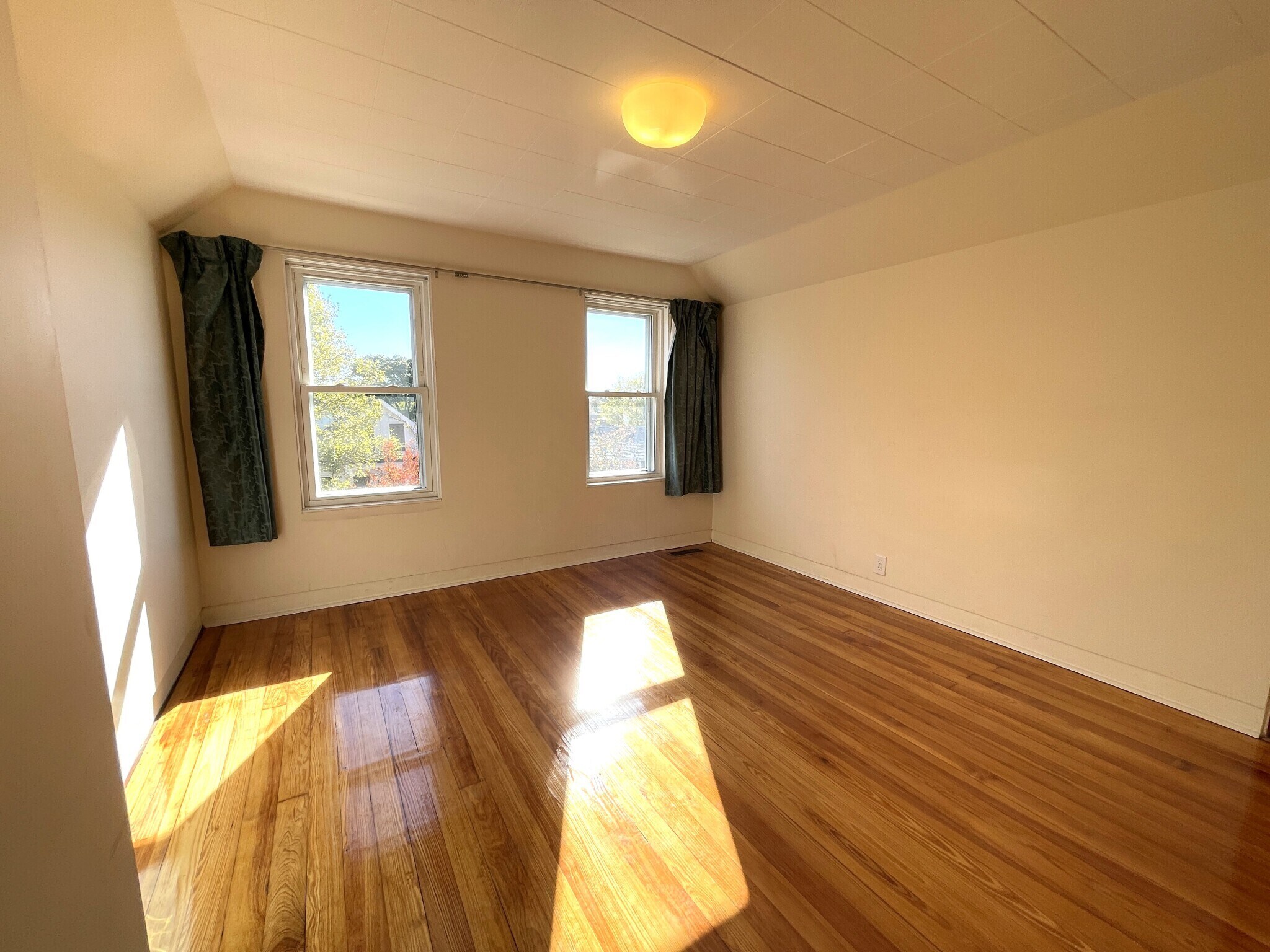 Building Photo - 10 Packard Ave