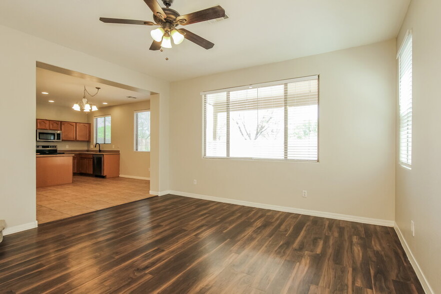 Building Photo - 17520 W Mauna Loa Ln