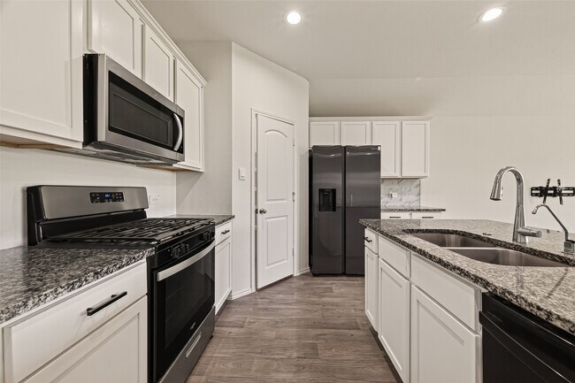 Building Photo - 14224 Dream Rd