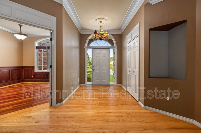 Building Photo - 64121 Turnberry Way