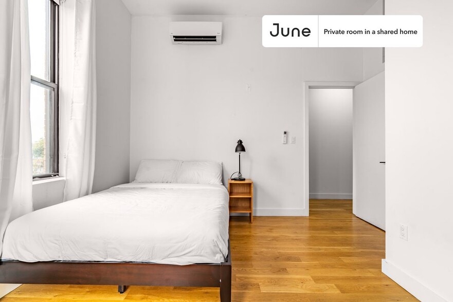 Building Photo - Room in Shared 5 bed/3 bath home