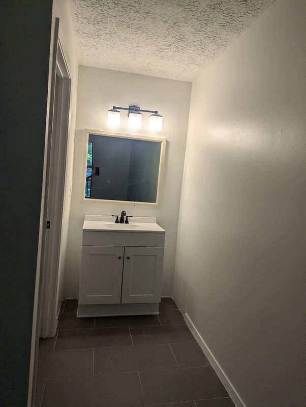 Building Photo - 101 Warm Springs Cir