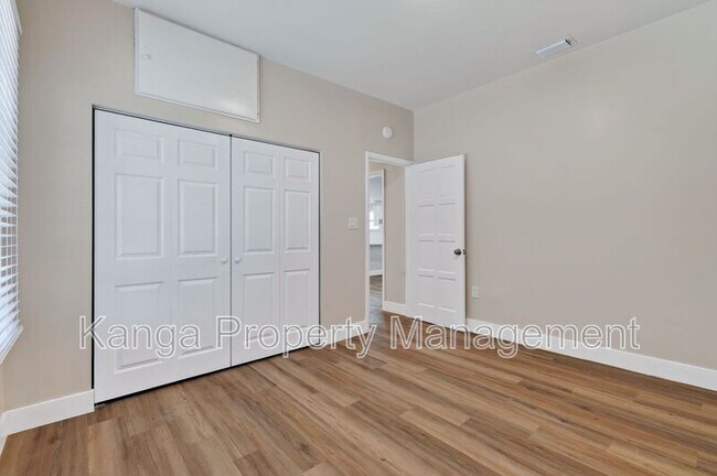Building Photo - 3714 Morton Ave
