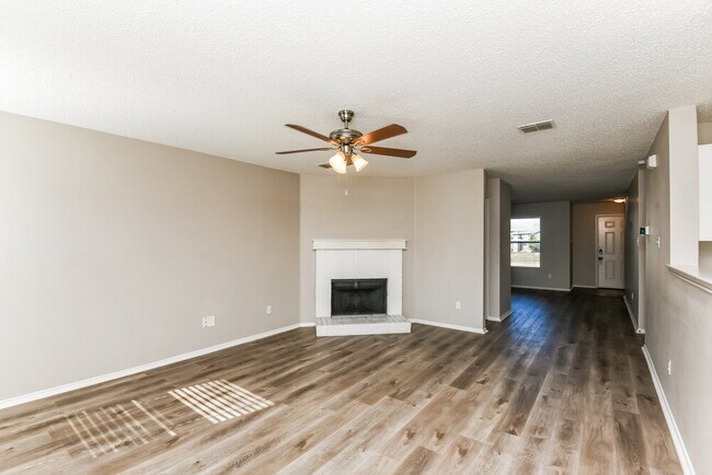 Building Photo - 509 Brasenose St