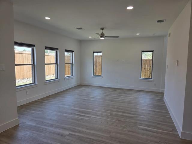 Building Photo - 130 Pinkie Holmes Dr