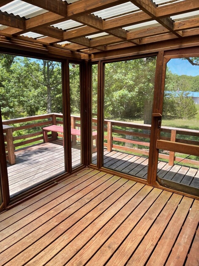 Building Photo - Available July 25th!!! No showings until June 1st