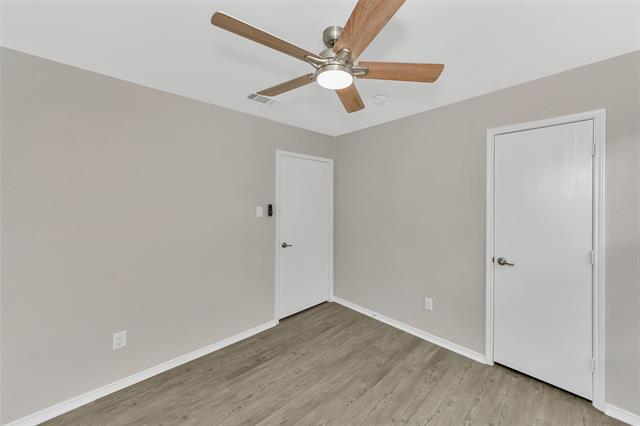 Building Photo - 2201 Sweetwood Dr