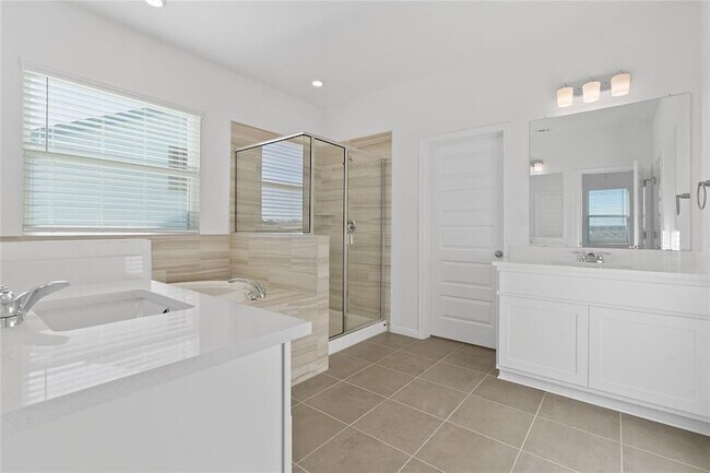 Building Photo - 131 Buckle Cove