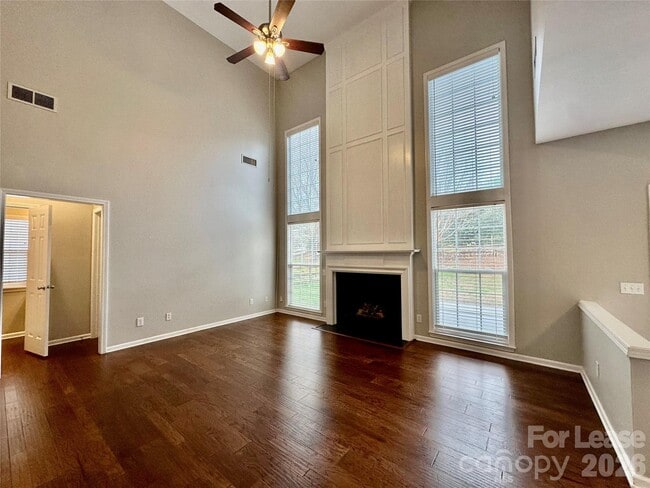 Building Photo - 5307 Bentgrass Run Dr