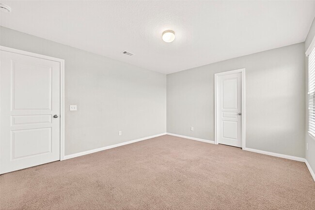 Building Photo - 831 Coffee Mill Creek Ln
