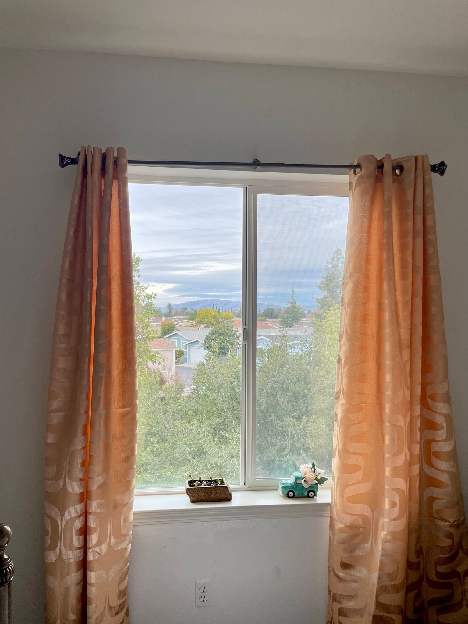 Building Photo - 353 Esfahan Ct