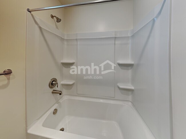 Building Photo - 1205 Wagon Way