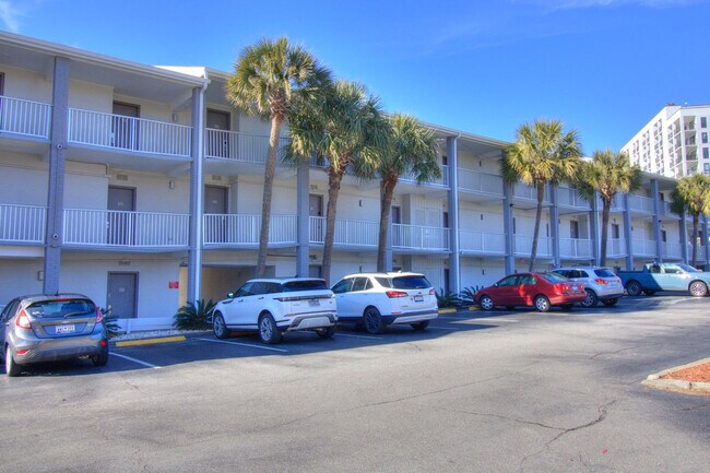 Building Photo - 6803 N Ocean Blvd