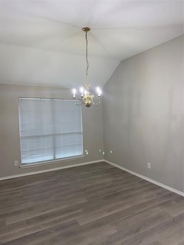 Building Photo - 10810 Camelot Dr