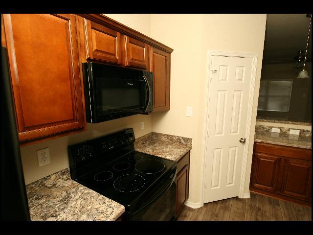 Building Photo - 1925 Williford St